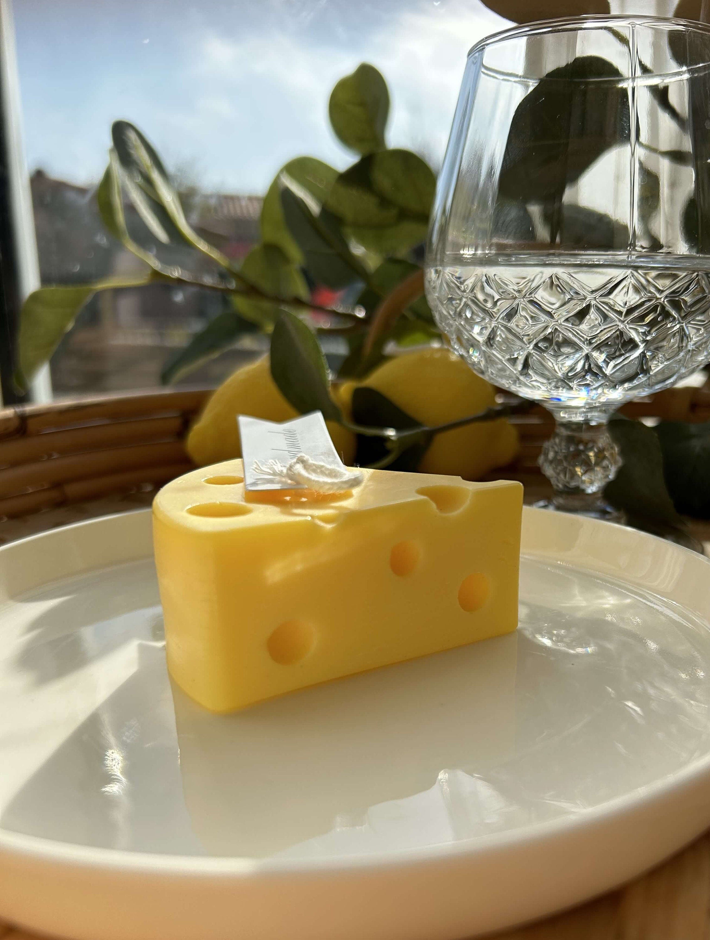 Cheese Candle, Gourmet Candle, Scented Candle, Table Decoration, Decoration Idea, Gift Idea, Original Gift, Kitchen Decoration, Artisanal.