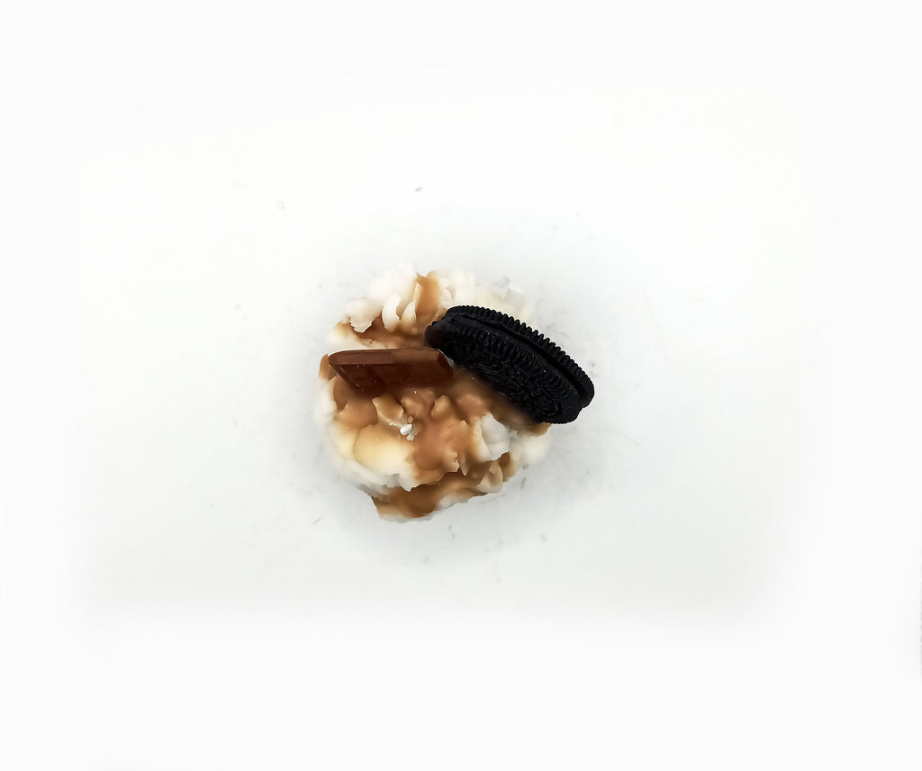 Gourmet Candle in the Shape of a Chocolate Cupcake