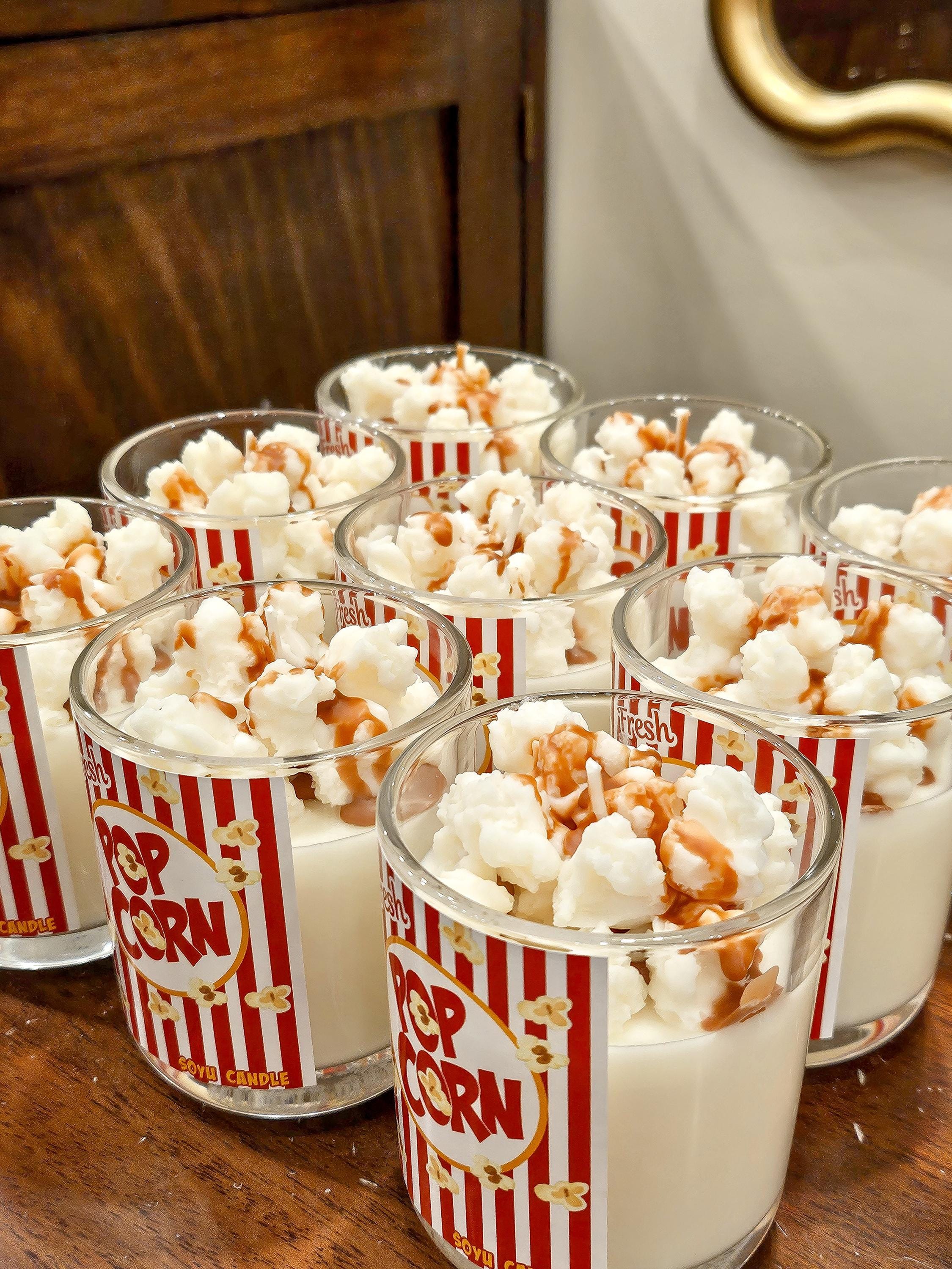 Popcorn Candle – Caramel Vanilla Scented Soy Wax Buttery Food Shaped Candle Romantic Mood Cozy Winter Fall Gift for Movie Nights Home Decor