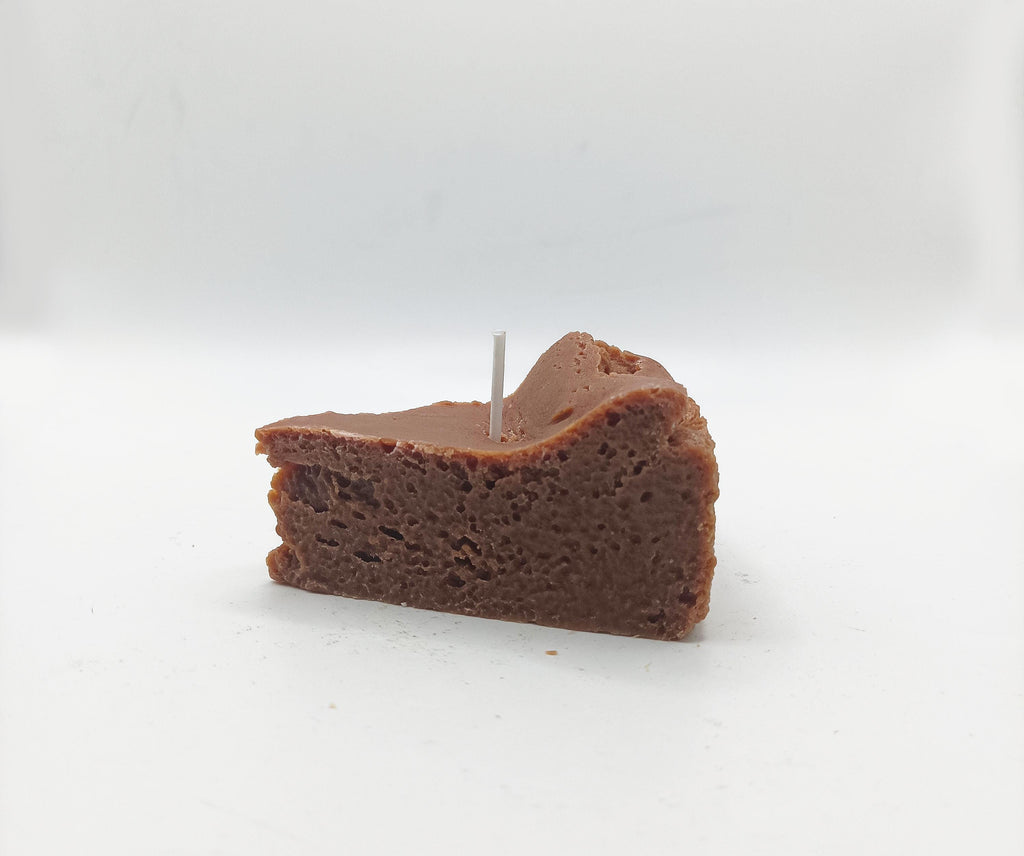 Gourmet Candle in the Shape of a Chocolate Cake